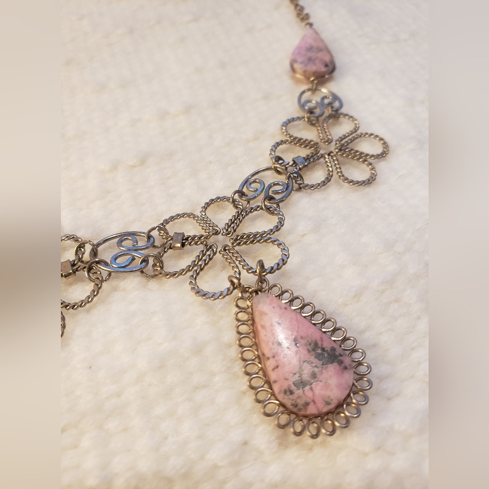 Peruvian Rhodonite Necklace - Picture 4 of 7